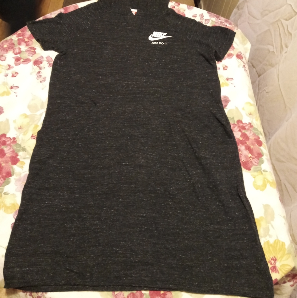 Dress ( never used)